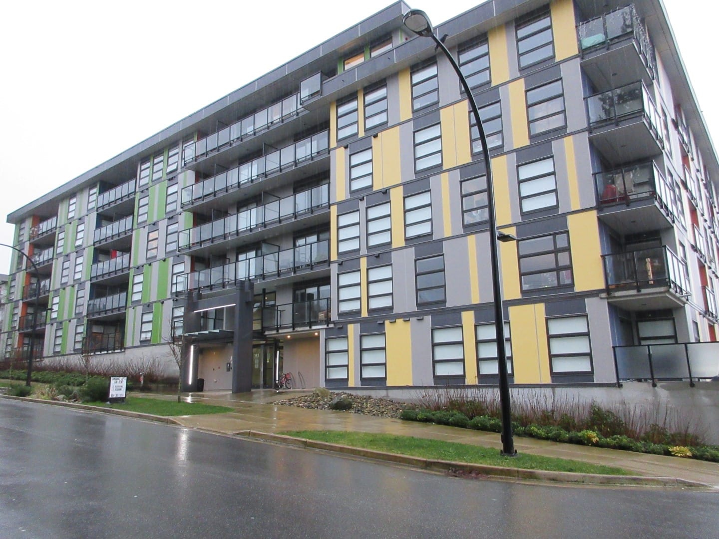 Sundance Apartments