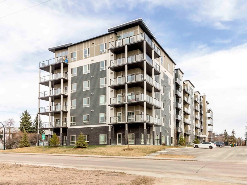 Three Robins Active Living Community, Red Deer